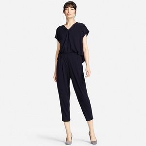 UNIQLO Black Short Sleeve V-Neck Jumpsuit XS